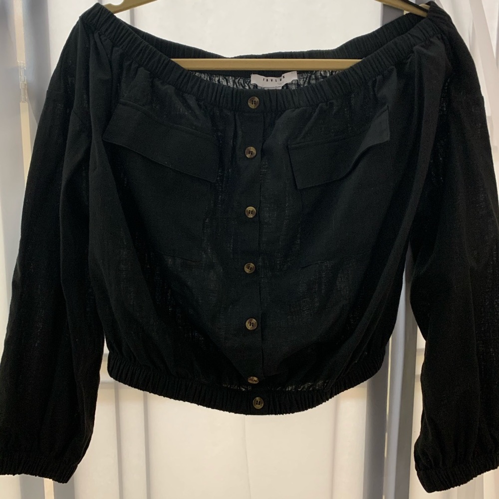 2 x $20 NWOT Off the Shoulder  3/4 sleeve crop top